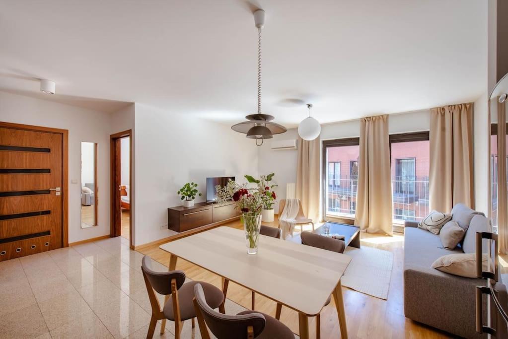 Wygodny Apartament Przy Dworcu Krakau Buitenkant foto